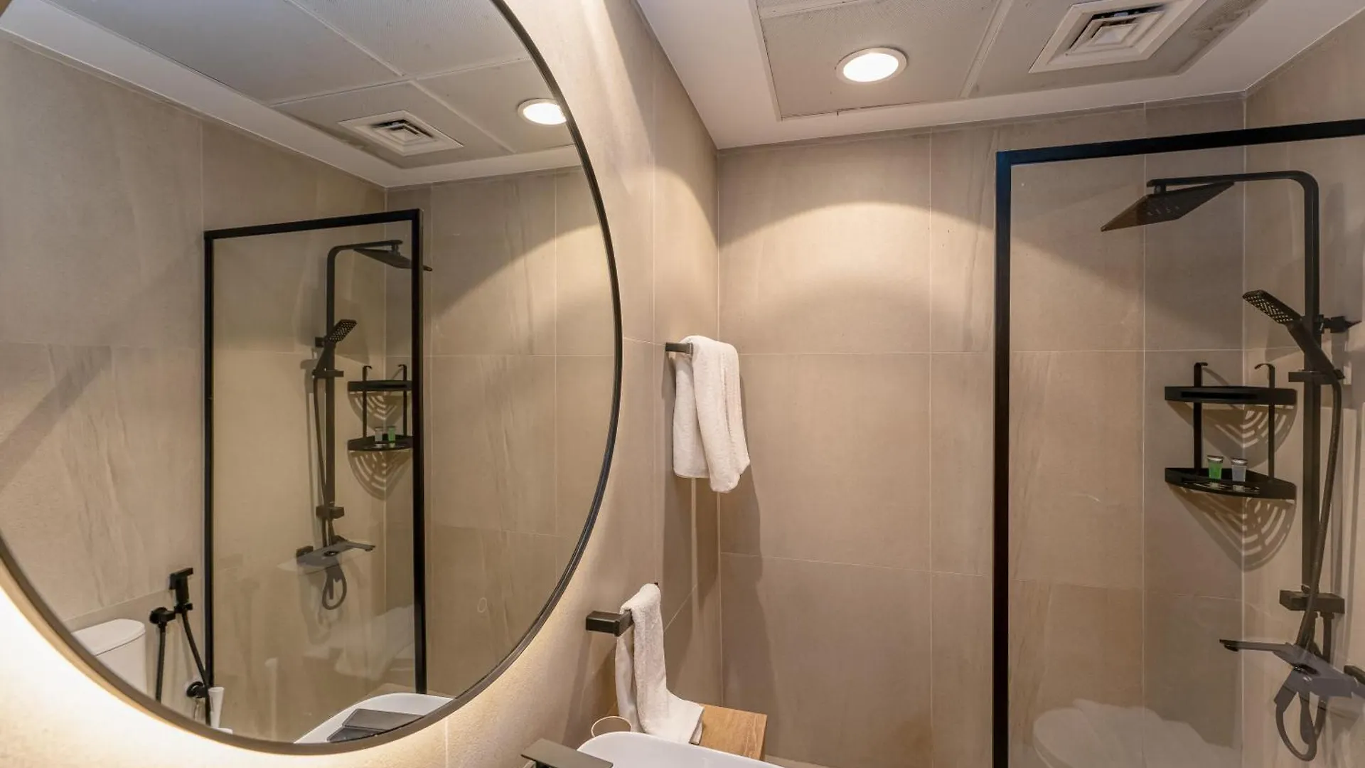 Avant Marina 2Br With Amazing Views Dubai Apartment