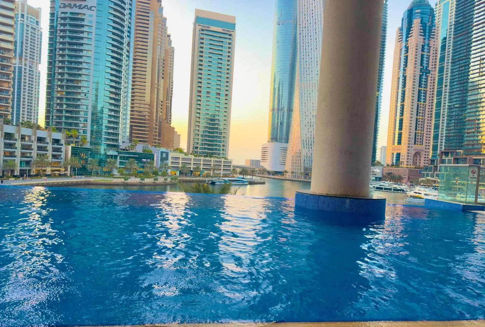 Avant Marina 2Br With Amazing Views Dubai United Arab Emirates