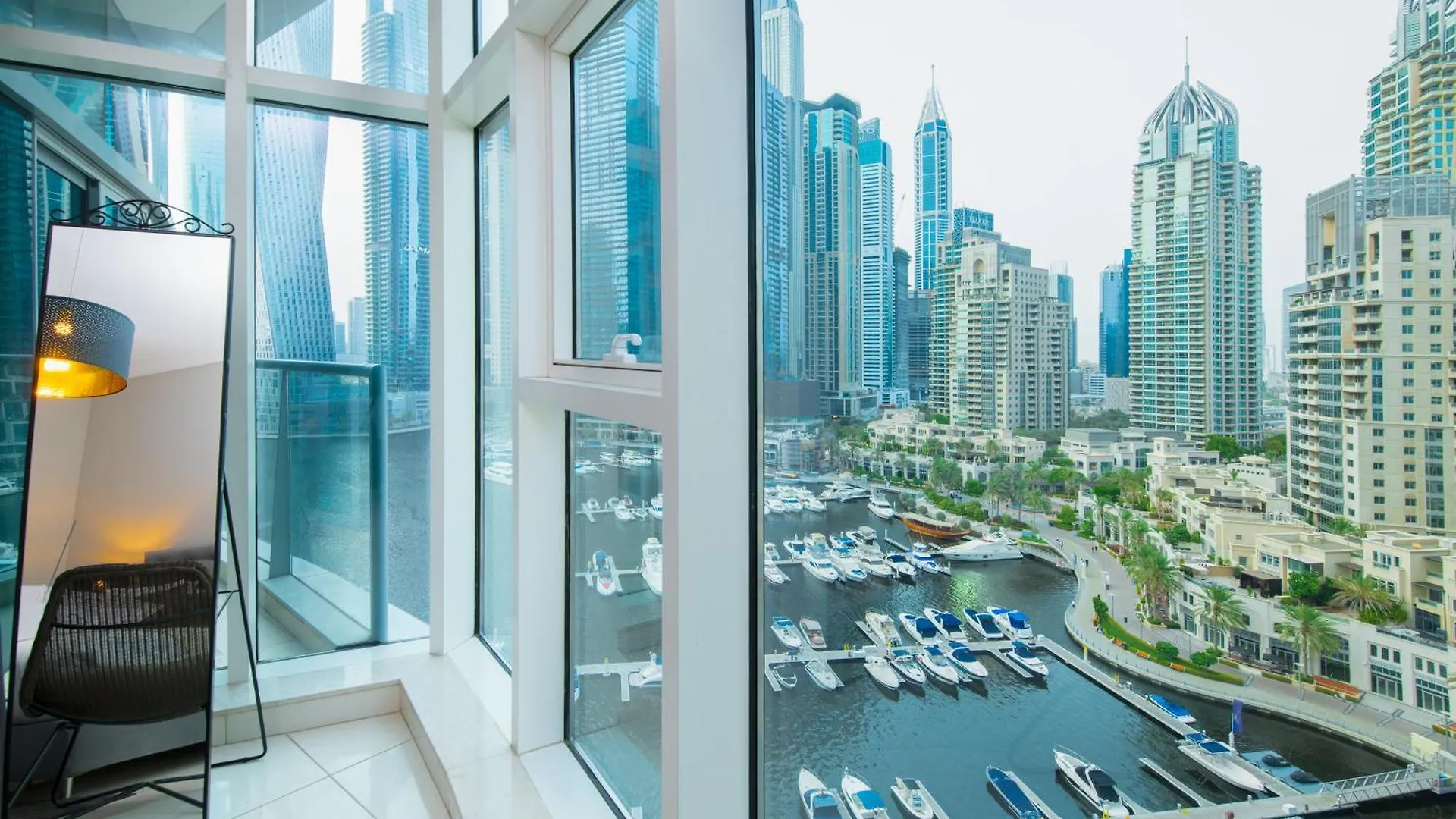 Avant Marina 2Br With Amazing Views Dubai 0*,  United Arab Emirates