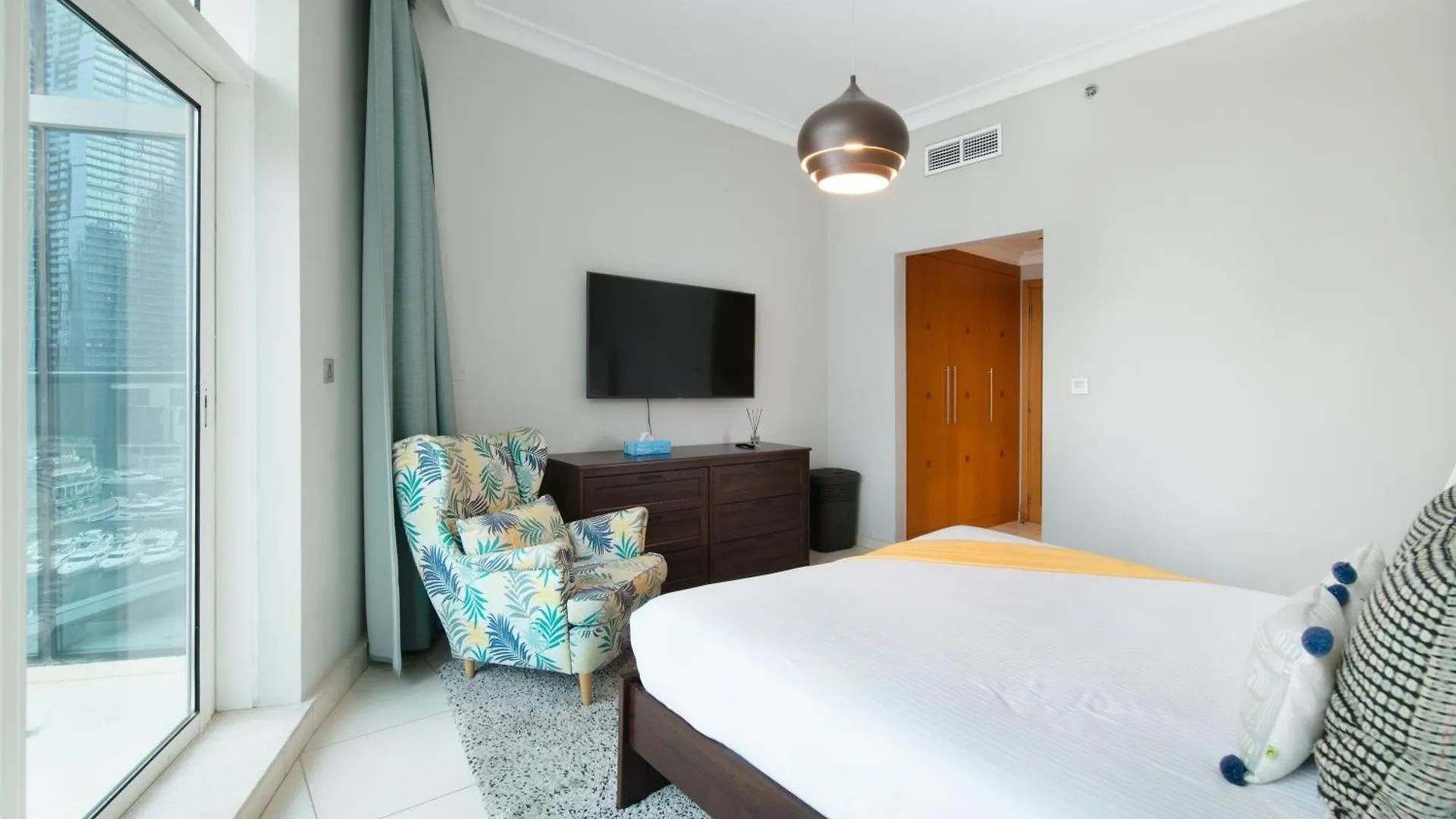 Apartment Avant Marina 2Br With Amazing Views Dubai United Arab Emirates